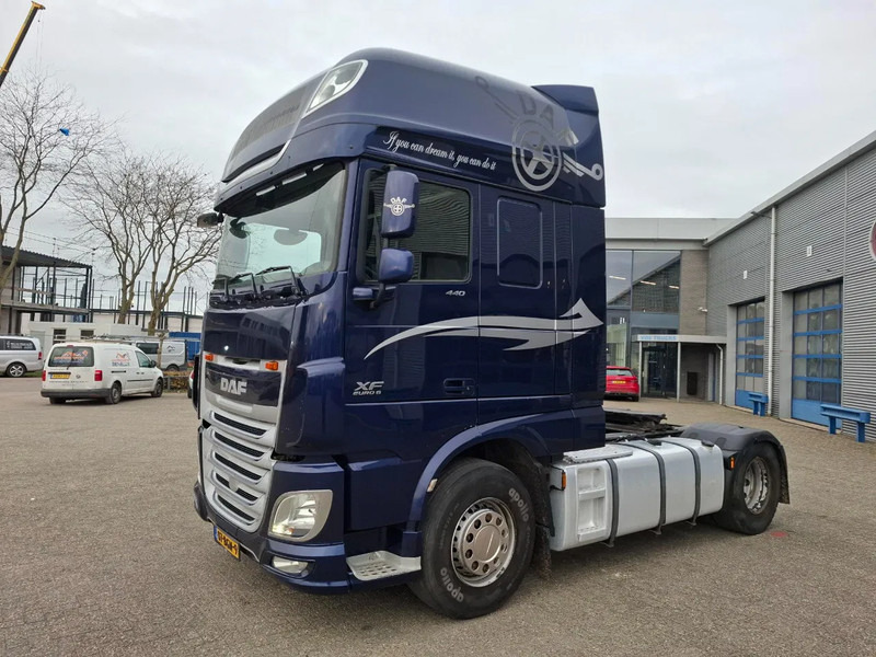 DAF XF106-440 / NL TRUCK / TUV:19-03-2026 / SMART TACHO / ACC / LWDS / FRIDGE / FULL SPOILER / AUTOMATIC / EURO-6 / 2016 - وحدة جر: صورة 1 DAF XF106-440 / NL TRUCK / TUV:19-03-2026 / SMART TACHO / ACC / LWDS / FRIDGE / FULL SPOILER / AUTOMATIC / EURO-6 / 2016 - وحدة جر: صورة 1