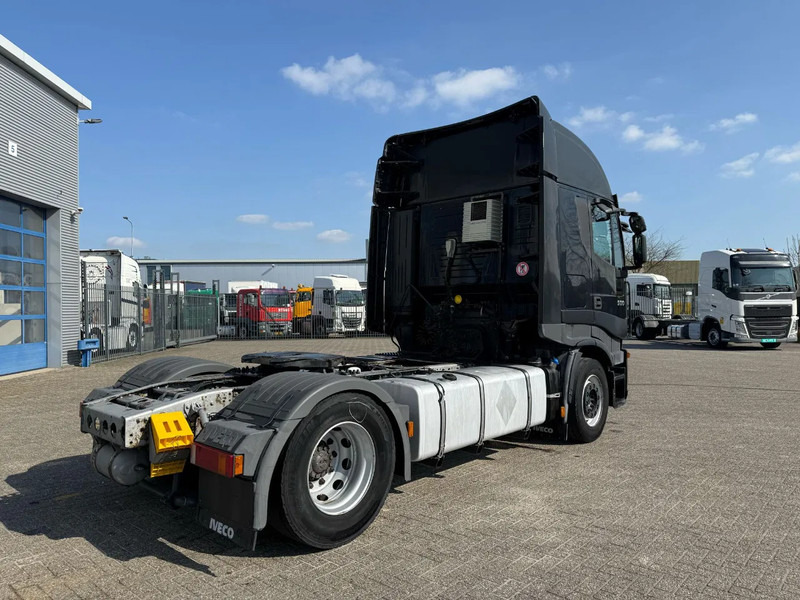 Iveco Stralis 500 / INTARDER / PARKCOOL / FRIDGE / 2XBED / AIRCO / SMART TACHO / AUTOMATIC / EURO-4 / 2008 - وحدة جر: صورة 5 Iveco Stralis 500 / INTARDER / PARKCOOL / FRIDGE / 2XBED / AIRCO / SMART TACHO / AUTOMATIC / EURO-4 / 2008 - وحدة جر: صورة 5