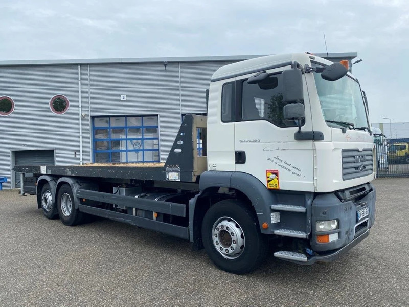 MAN TGA26.320 / SLIDING PLATEAU / WINCH / LIFT AXLE / MACHINE CARRIER / MANUAL / EURO-4 / 2007 - شاحنات مسطحة: صورة 4 MAN TGA26.320 / SLIDING PLATEAU / WINCH / LIFT AXLE / MACHINE CARRIER / MANUAL / EURO-4 / 2007 - شاحنات مسطحة: صورة 4