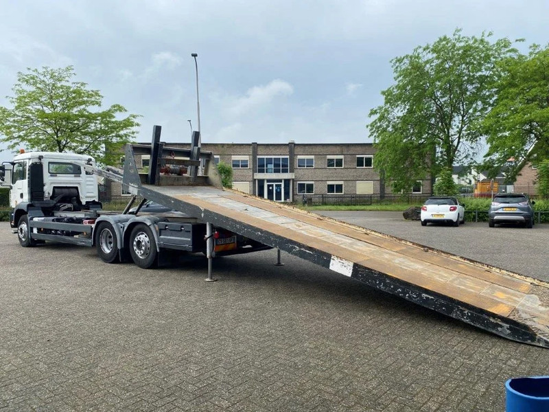 MAN TGA26.320 / SLIDING PLATEAU / WINCH / LIFT AXLE / MACHINE CARRIER / MANUAL / EURO-4 / 2007 - شاحنات مسطحة: صورة 5 MAN TGA26.320 / SLIDING PLATEAU / WINCH / LIFT AXLE / MACHINE CARRIER / MANUAL / EURO-4 / 2007 - شاحنات مسطحة: صورة 5