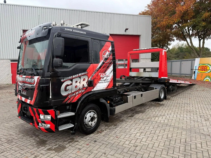 MAN TGL 12.250 / ENGINE RUNNING / ONLY:276364 KM / TOW-TRUCK / CLEPEL / WINCH / REMOTE / AUTOMATIC / EURO-6 / 2018 - شاحنة سحب: صورة 1 MAN TGL 12.250 / ENGINE RUNNING / ONLY:276364 KM / TOW-TRUCK / CLEPEL / WINCH / REMOTE / AUTOMATIC / EURO-6 / 2018 - شاحنة سحب: صورة 1