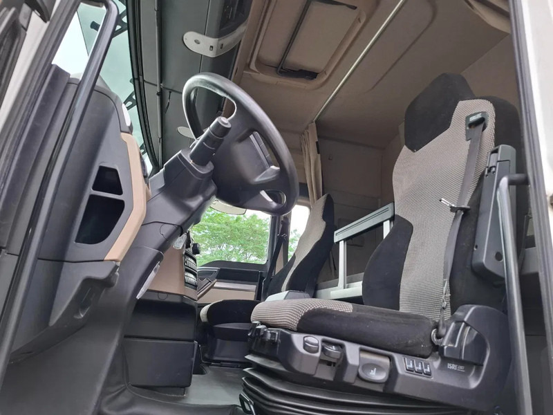وحدة جر MAN TGX 18.440 / NL TRUCK / ONLY:299058 KM / NAVI / ACC / LWDS / FRIDGE / AUTOMATIC / EURO-6 / 2017: صورة 10