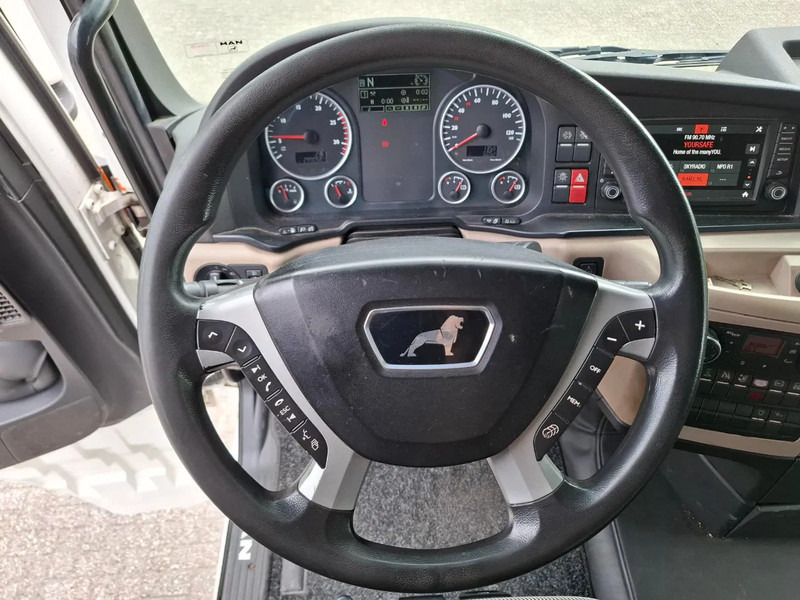 وحدة جر MAN TGX 18.440 / NL TRUCK / ONLY:299058 KM / NAVI / ACC / LWDS / FRIDGE / AUTOMATIC / EURO-6 / 2017: صورة 12