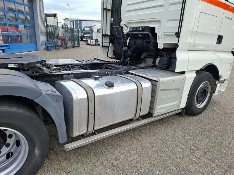 وحدة جر MAN TGX 18.440 / NL TRUCK / ONLY:299058 KM / NAVI / ACC / LWDS / FRIDGE / AUTOMATIC / EURO-6 / 2017: صورة 9