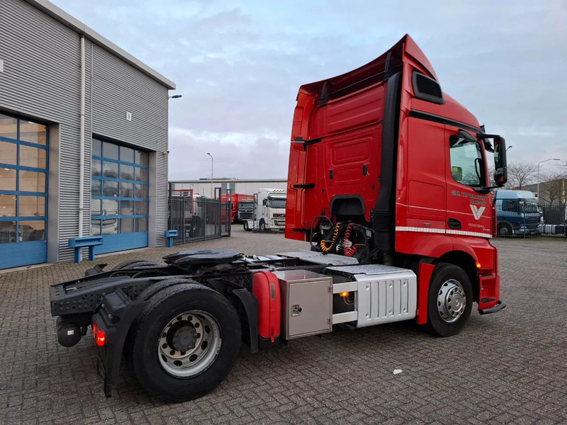 Mercedes-Benz Actros 1942 / NL TRUCK / TUV:25-08-2026 / ONLY:632483 KM / LWDS / CLEAN TRUCK / AUTOMATIC / EURO-6 / 2016 - وحدة جر: صورة 5 Mercedes-Benz Actros 1942 / NL TRUCK / TUV:25-08-2026 / ONLY:632483 KM / LWDS / CLEAN TRUCK / AUTOMATIC / EURO-6 / 2016 - وحدة جر: صورة 5