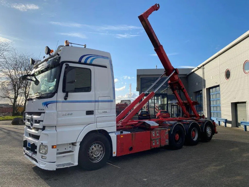 Mercedes-Benz Actros 3260 V8 / 15,9L / 8X4 / BIG AXLE / PALFINGER T26 HOOKLIFT / LIFT+LENKACHSE / FULL-AIR / AIRCO / AUTOMATIC / EURO-5 / 2013 - شاحنة ذات خطاف: صورة 1 Mercedes-Benz Actros 3260 V8 / 15,9L / 8X4 / BIG AXLE / PALFINGER T26 HOOKLIFT / LIFT+LENKACHSE / FULL-AIR / AIRCO / AUTOMATIC / EURO-5 / 2013 - شاحنة ذات خطاف: صورة 1