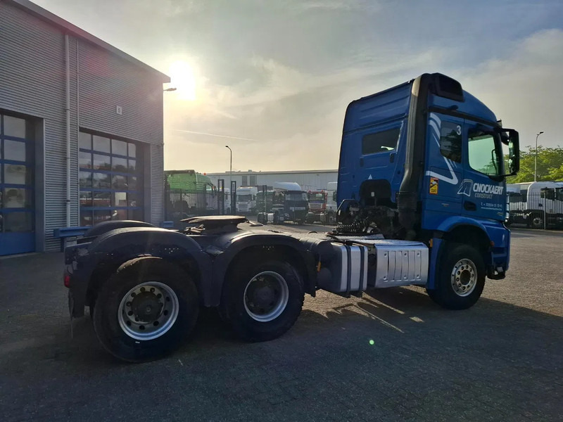 Mercedes-Benz Arocs 2851 / 6X4 / HYDRAULICS / BIG AXLE / ALCOA / AIRCO / AUTOMATIC / EURO-6 / 2015 - وحدة جر: صورة 5 Mercedes-Benz Arocs 2851 / 6X4 / HYDRAULICS / BIG AXLE / ALCOA / AIRCO / AUTOMATIC / EURO-6 / 2015 - وحدة جر: صورة 5