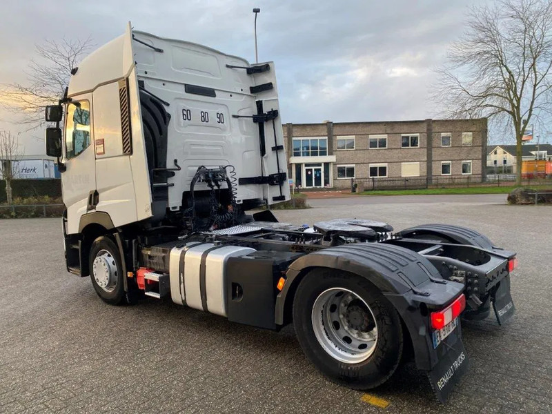 Renault T480 COMFORT / DOUBLE TANK / LWDS / AIRCO / 2XBED / AUTOMATIC / EURO-6 / 2016 - وحدة جر: صورة 3 Renault T480 COMFORT / DOUBLE TANK / LWDS / AIRCO / 2XBED / AUTOMATIC / EURO-6 / 2016 - وحدة جر: صورة 3