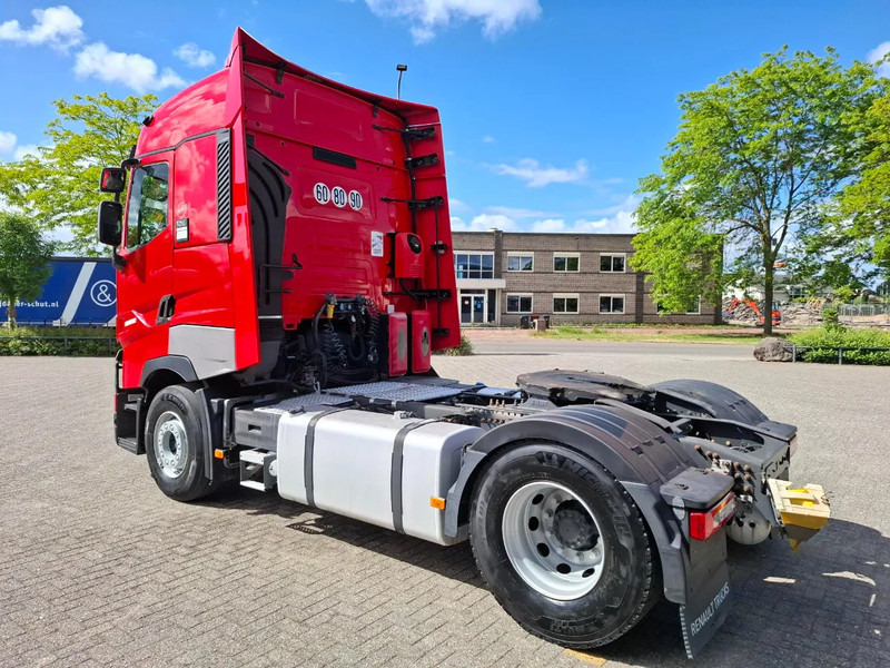 Renault T520 / RETARDER / DOUBLE TANK / TUV:19-03-2026 / PARKCOOL / ACC / LWDS / FRIDGE / AUTOMATIC / EURO-6 / 2019 - وحدة جر: صورة 3 Renault T520 / RETARDER / DOUBLE TANK / TUV:19-03-2026 / PARKCOOL / ACC / LWDS / FRIDGE / AUTOMATIC / EURO-6 / 2019 - وحدة جر: صورة 3