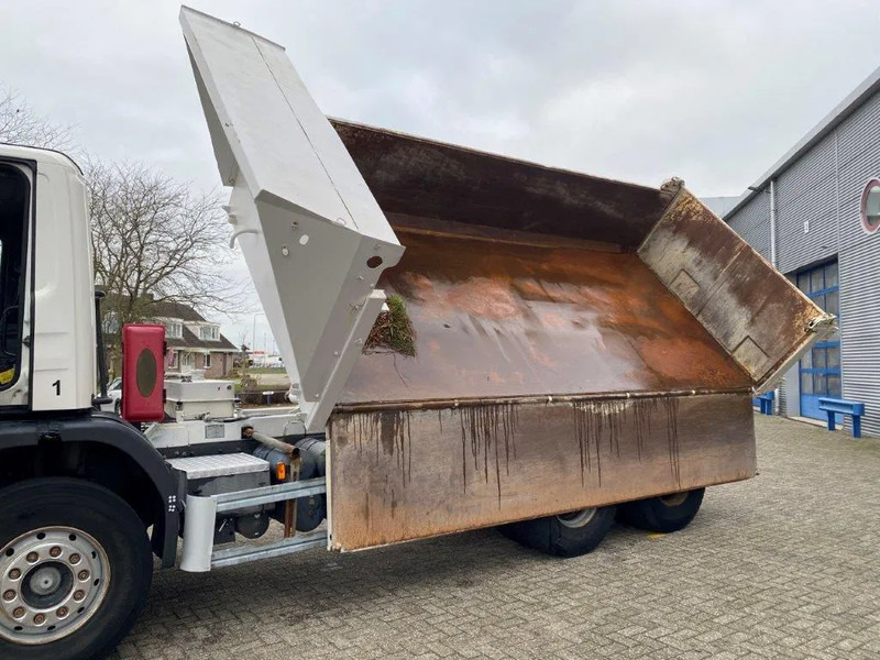 Scania 124-400 / 6X4 / RETARDER / BIG AXLE / FULL STEEL / 2SIDE TIPPER / OLD TACHO / AIRCO / MANUAL / EURO-2 / 2000 - شاحنة قلاب: صورة 4 Scania 124-400 / 6X4 / RETARDER / BIG AXLE / FULL STEEL / 2SIDE TIPPER / OLD TACHO / AIRCO / MANUAL / EURO-2 / 2000 - شاحنة قلاب: صورة 4