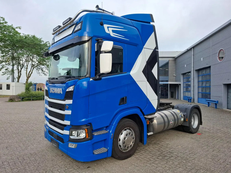 Scania NGS R410 / GERMAN TRUCK / RETARDER / I-PARKCOOL / LNG / ONLY:676801KM / LWDS / GEN2 V2 TACHO / AUTOMATIC / EURO-6 / 2020 - وحدة جر: صورة 1 Scania NGS R410 / GERMAN TRUCK / RETARDER / I-PARKCOOL / LNG / ONLY:676801KM / LWDS / GEN2 V2 TACHO / AUTOMATIC / EURO-6 / 2020 - وحدة جر: صورة 1