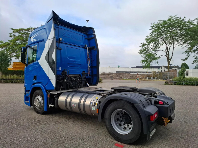 Scania NGS R410 / GERMAN TRUCK / RETARDER / I-PARKCOOL / LNG / ONLY:676801KM / LWDS / GEN2 V2 TACHO / AUTOMATIC / EURO-6 / 2020 - وحدة جر: صورة 3 Scania NGS R410 / GERMAN TRUCK / RETARDER / I-PARKCOOL / LNG / ONLY:676801KM / LWDS / GEN2 V2 TACHO / AUTOMATIC / EURO-6 / 2020 - وحدة جر: صورة 3