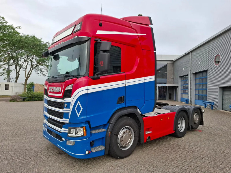 Scania NGS R500 / 6X2 / FULL-AIR / NAVI / LWDS / 768193 KM / AUTOMATIC / EURO-6 / 2018 - وحدة جر: صورة 1 Scania NGS R500 / 6X2 / FULL-AIR / NAVI / LWDS / 768193 KM / AUTOMATIC / EURO-6 / 2018 - وحدة جر: صورة 1