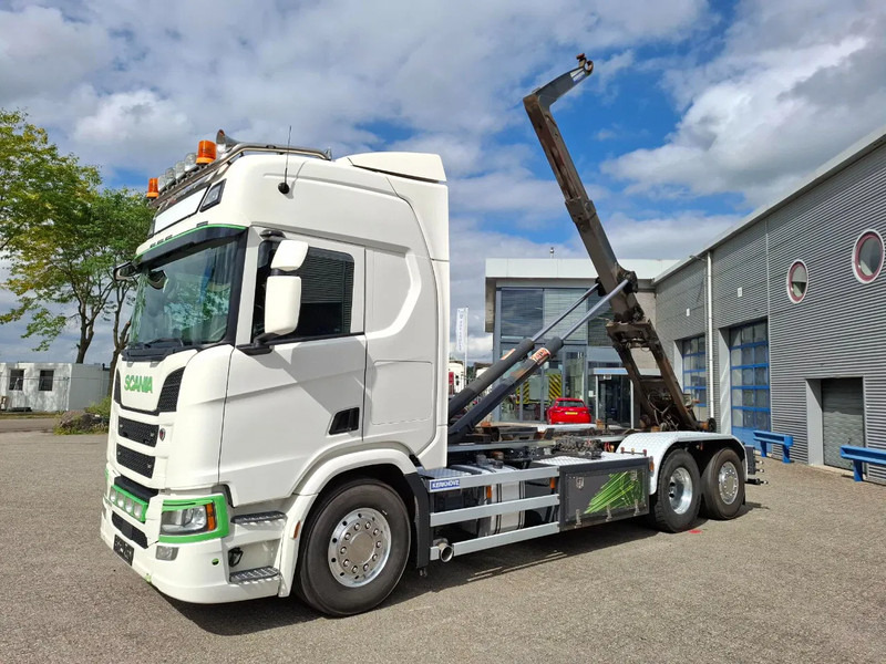 Scania NGS R500 / RETARDER / AJK HOOK 22 TON / LIFT+LENKACHSE / TUV:17-06-2026 / NAVI / LWDS / ALCOA / LEATHER / AUTOMATIC / EURO-6 / 2 - شاحنة ذات خطاف: صورة 1 Scania NGS R500 / RETARDER / AJK HOOK 22 TON / LIFT+LENKACHSE / TUV:17-06-2026 / NAVI / LWDS / ALCOA / LEATHER / AUTOMATIC / EURO-6 / 2 - شاحنة ذات خطاف: صورة 1