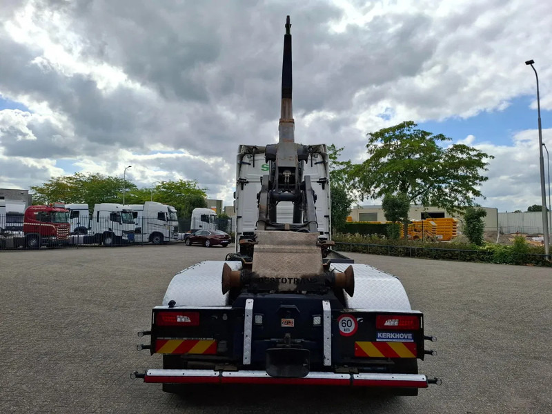 Scania NGS R500 / RETARDER / AJK HOOK 22 TON / LIFT+LENKACHSE / TUV:17-06-2026 / NAVI / LWDS / ALCOA / LEATHER / AUTOMATIC / EURO-6 / 2 - شاحنة ذات خطاف: صورة 4 Scania NGS R500 / RETARDER / AJK HOOK 22 TON / LIFT+LENKACHSE / TUV:17-06-2026 / NAVI / LWDS / ALCOA / LEATHER / AUTOMATIC / EURO-6 / 2 - شاحنة ذات خطاف: صورة 4