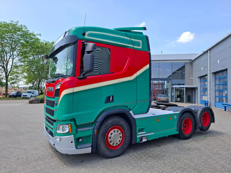 Scania NGS R580 V8 / RETARDER / HYDRAULICS / FULL-AIR / ONLY:644971 KM / LWDS / NAVI / FRIDGE / AUTOMATIC / EURO-6 / 2017 - وحدة جر: صورة 1 Scania NGS R580 V8 / RETARDER / HYDRAULICS / FULL-AIR / ONLY:644971 KM / LWDS / NAVI / FRIDGE / AUTOMATIC / EURO-6 / 2017 - وحدة جر: صورة 1