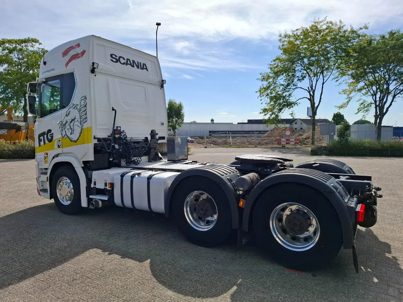 Scania NGS R650 V8 / 6X4 / RETARDER / 2X BIG AXLE / PARKCOOL / DOUBLE TANK / INLINER / FULL-AIR / ALCOA / LEATHER / NAVI / GEN2 V2 / EU - وحدة جر: صورة 3 Scania NGS R650 V8 / 6X4 / RETARDER / 2X BIG AXLE / PARKCOOL / DOUBLE TANK / INLINER / FULL-AIR / ALCOA / LEATHER / NAVI / GEN2 V2 / EU - وحدة جر: صورة 3