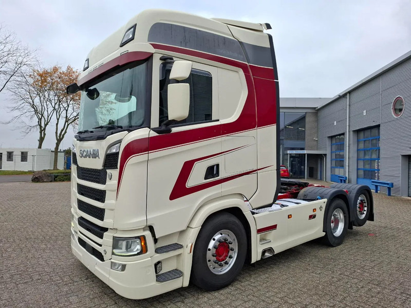 Scania NGS S650 V8 / RETARDER / 633397 KM / FULL-AIR / INLINER / FULL SPOILER / LEATHER / ALCOA / NAVI / FRIDGE / EURO-6 / 2020 - وحدة جر: صورة 1 Scania NGS S650 V8 / RETARDER / 633397 KM / FULL-AIR / INLINER / FULL SPOILER / LEATHER / ALCOA / NAVI / FRIDGE / EURO-6 / 2020 - وحدة جر: صورة 1