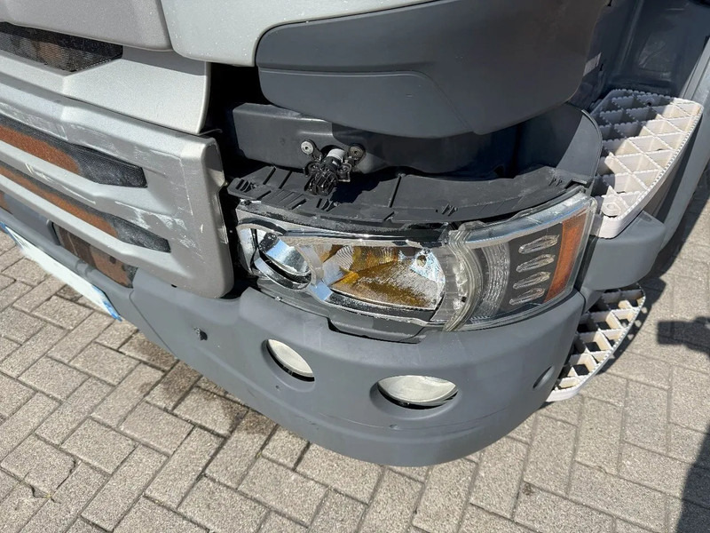 Scania R490 / 8X4 / ENGINE RUNNING / RETARDER / 9 TON FRONT AXLE / LIFT+LENKACHSE / AUTOMATIC / EURO-6 / 2017 - شاحنة هيكل كابينة: صورة 5 Scania R490 / 8X4 / ENGINE RUNNING / RETARDER / 9 TON FRONT AXLE / LIFT+LENKACHSE / AUTOMATIC / EURO-6 / 2017 - شاحنة هيكل كابينة: صورة 5