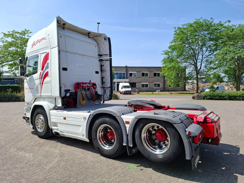 Scania R520 V8 / RETARDER / BOOGIE / FULL-AIR / ACC / LWDS / LEATHER / NAVI / XENON / FRIDGE / AUTOMATIC / EURO-6 / 2015 - وحدة جر: صورة 3 Scania R520 V8 / RETARDER / BOOGIE / FULL-AIR / ACC / LWDS / LEATHER / NAVI / XENON / FRIDGE / AUTOMATIC / EURO-6 / 2015 - وحدة جر: صورة 3