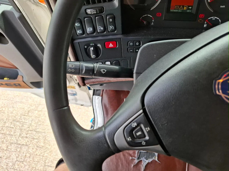 وحدة جر Scania R560 V8 / BOOGIE / HYDRAULICS / FULL-AIR / AUTOMATIC / EURO-5 / 2012: صورة 17