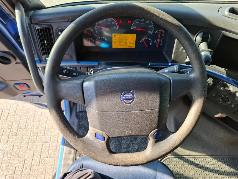 وحدة جر Volvo FH13-400 / HYDRAULICS / NL TRUCK / TUV:14-09-2025 / GLOBETROTTER / FRIGDE / AIRCO / AUTOMATIC / EURO-5 / 2006: صورة 13