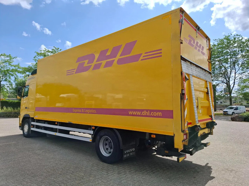 Volvo FH13-420 / NL TRUCK / TUV:29-07-2025 / PLATFORM 2000KG / AIRCO / FRIDGE / AUTOMATIC / EURO-5 / 2010 - شاحنة مقفلة: صورة 3 Volvo FH13-420 / NL TRUCK / TUV:29-07-2025 / PLATFORM 2000KG / AIRCO / FRIDGE / AUTOMATIC / EURO-5 / 2010 - شاحنة مقفلة: صورة 3