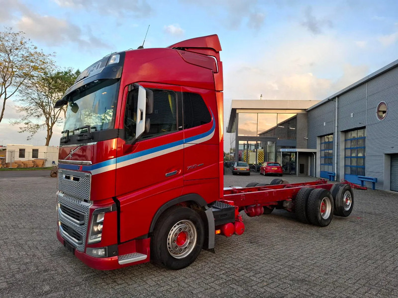 Volvo FH16-750 / BIG AXLE / VEB+ / ONLY:679711 KM / TECHNICAL 70TON / 9TON FRONT AXLE / INLINER / FULL-AIR / AUTOMATIC / EURO-6 / 2018 - شاحنة هيكل كابينة: صورة 1 Volvo FH16-750 / BIG AXLE / VEB+ / ONLY:679711 KM / TECHNICAL 70TON / 9TON FRONT AXLE / INLINER / FULL-AIR / AUTOMATIC / EURO-6 / 2018 - شاحنة هيكل كابينة: صورة 1