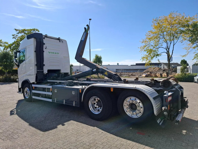 Volvo FH4-500 / VEB+ / HOOK 22 TON / LIFT+LENKACHSE / TUV:02-02-2026 / FULL-AIR / LWDS / NAVI / ALCOA / AUTOMATIC / EURO-6 / 2017 - شاحنة ذات خطاف: صورة 5 Volvo FH4-500 / VEB+ / HOOK 22 TON / LIFT+LENKACHSE / TUV:02-02-2026 / FULL-AIR / LWDS / NAVI / ALCOA / AUTOMATIC / EURO-6 / 2017 - شاحنة ذات خطاف: صورة 5
