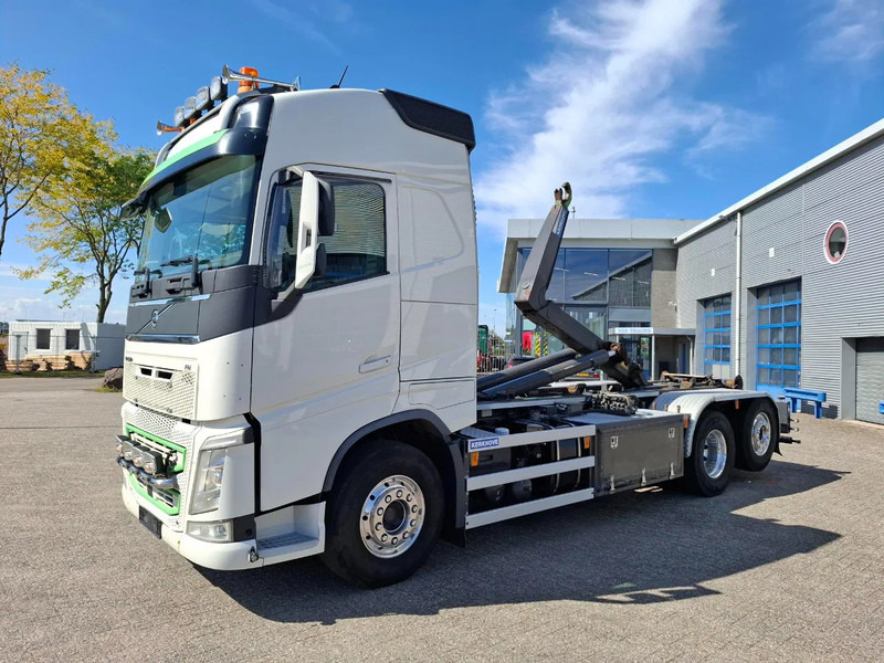 Volvo FH4-500 / VEB+ / HOOK 22 TON / LIFT+LENKACHSE / TUV:02-02-2026 / FULL-AIR / LWDS / NAVI / ALCOA / AUTOMATIC / EURO-6 / 2017 - شاحنة ذات خطاف: صورة 2 Volvo FH4-500 / VEB+ / HOOK 22 TON / LIFT+LENKACHSE / TUV:02-02-2026 / FULL-AIR / LWDS / NAVI / ALCOA / AUTOMATIC / EURO-6 / 2017 - شاحنة ذات خطاف: صورة 2