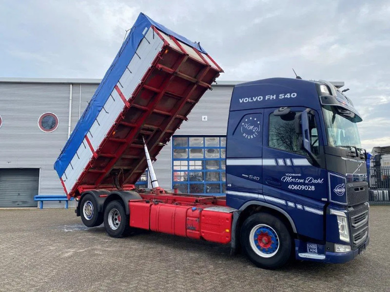 Volvo FH4-540 / VEB+ / ACC / LWDS / 3SIDE TIPPER / DYNAMIC STEERING / LEATHER / FULL-AIR / AUTOMATIC / EURO-6 / 2017 - شاحنة قلاب: صورة 4 Volvo FH4-540 / VEB+ / ACC / LWDS / 3SIDE TIPPER / DYNAMIC STEERING / LEATHER / FULL-AIR / AUTOMATIC / EURO-6 / 2017 - شاحنة قلاب: صورة 4