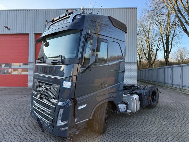 Volvo FH5-460 / VEB+ / HYDRAULICS / I-PARKCOOL / ONLY:188538 KM / FULL-AIR / ACC / LWDS / AUTOMATIC / EURO-6 / 2023 - وحدة جر: صورة 1 Volvo FH5-460 / VEB+ / HYDRAULICS / I-PARKCOOL / ONLY:188538 KM / FULL-AIR / ACC / LWDS / AUTOMATIC / EURO-6 / 2023 - وحدة جر: صورة 1