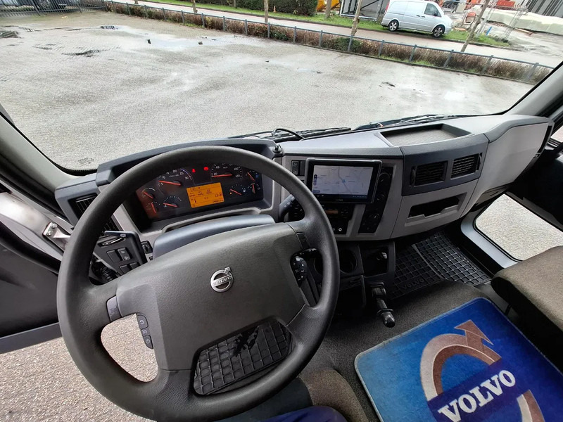 شاحنة مقفلة Volvo FL 240 / ONLY:340697 KM / BIG PLATFORM 2TON / TUV:29-01-2026 / LWDS / NAVI / SIDE DOOR / AUTOMATIC / EURO-6 / 2018: صورة 19 شاحنة مقفلة Volvo FL 240 / ONLY:340697 KM / BIG PLATFORM 2TON / TUV:29-01-2026 / LWDS / NAVI / SIDE DOOR / AUTOMATIC / EURO-6 / 2018: صورة 19