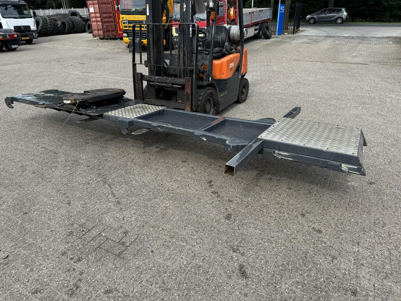 Alumac Alumac Afzetbare Koppelschotel - وصلة العجلة الخامسة - شاحنة: صورة 1 Alumac Alumac Afzetbare Koppelschotel - وصلة العجلة الخامسة - شاحنة: صورة 1