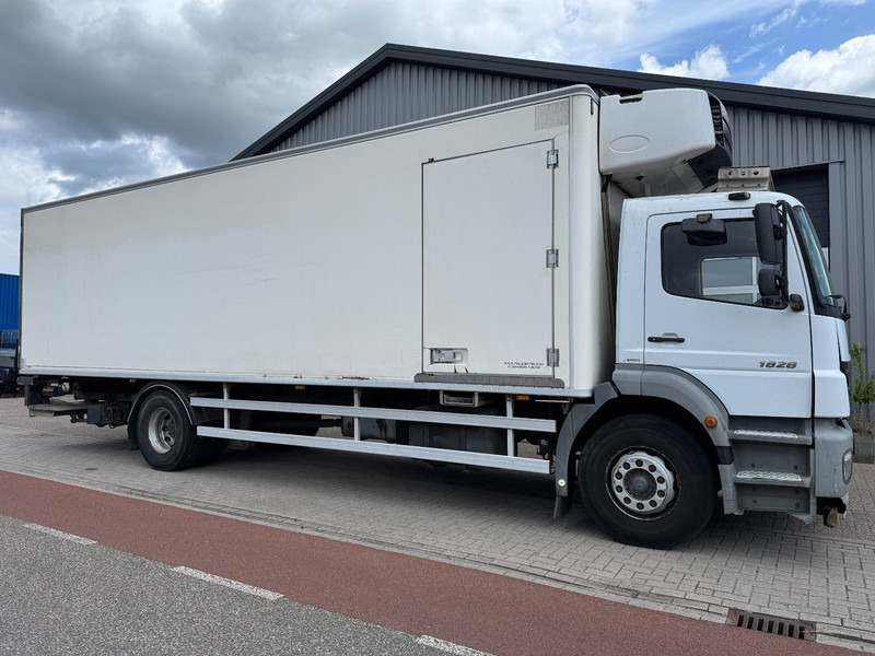 Mercedes-Benz Axor 1928, Chereau, Carrier 850 Easy Cold, Taillift - شاحنة الفريزر: صورة 2 Mercedes-Benz Axor 1928, Chereau, Carrier 850 Easy Cold, Taillift - شاحنة الفريزر: صورة 2