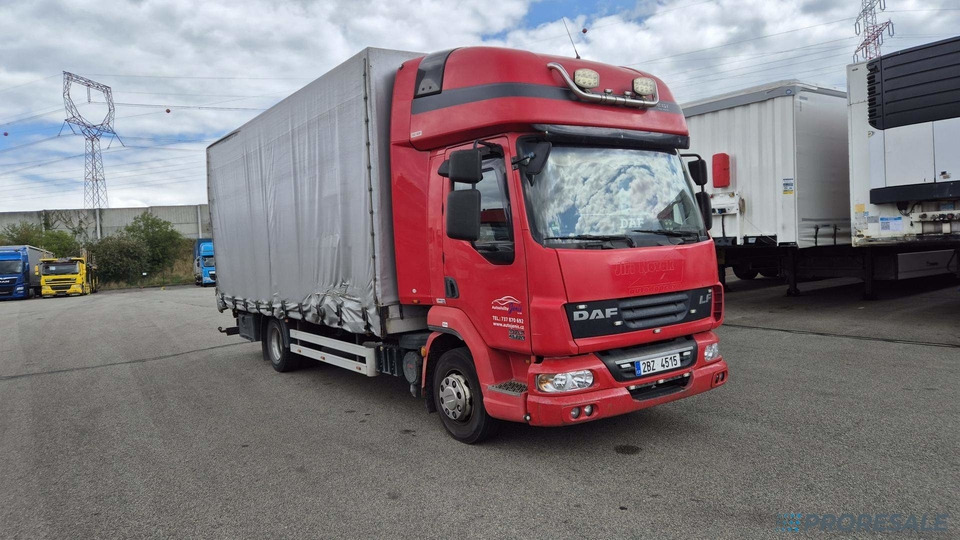 DAF FA LF 45.220 G12 valník s plachtou - شاحنة ستارة: صورة 1 DAF FA LF 45.220 G12 valník s plachtou - شاحنة ستارة: صورة 1