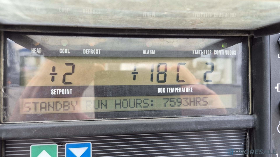 نصف مقطورة مُبرِّدة KRONE COOL LINER SD mrazírenský - MULTITEMP - dělící stěna + agregát CARRIER VECTOR 1950 Mt: صورة 9 نصف مقطورة مُبرِّدة KRONE COOL LINER SD mrazírenský - MULTITEMP - dělící stěna + agregát CARRIER VECTOR 1950 Mt: صورة 9