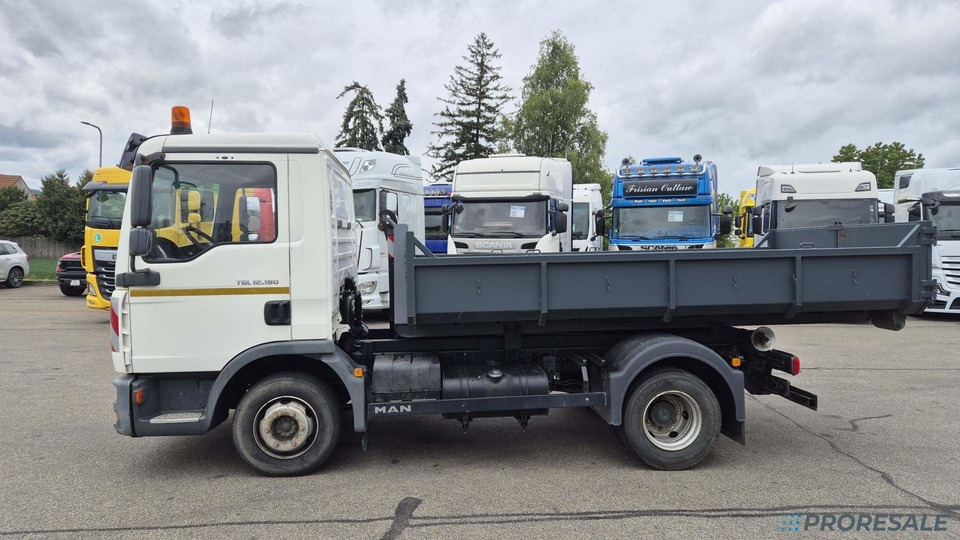 MAN TGL 12.180 4x2 BB EURO 3 - Hákový nosič kontejnerů - شاحنة ذات خطاف: صورة 3 MAN TGL 12.180 4x2 BB EURO 3 - Hákový nosič kontejnerů - شاحنة ذات خطاف: صورة 3