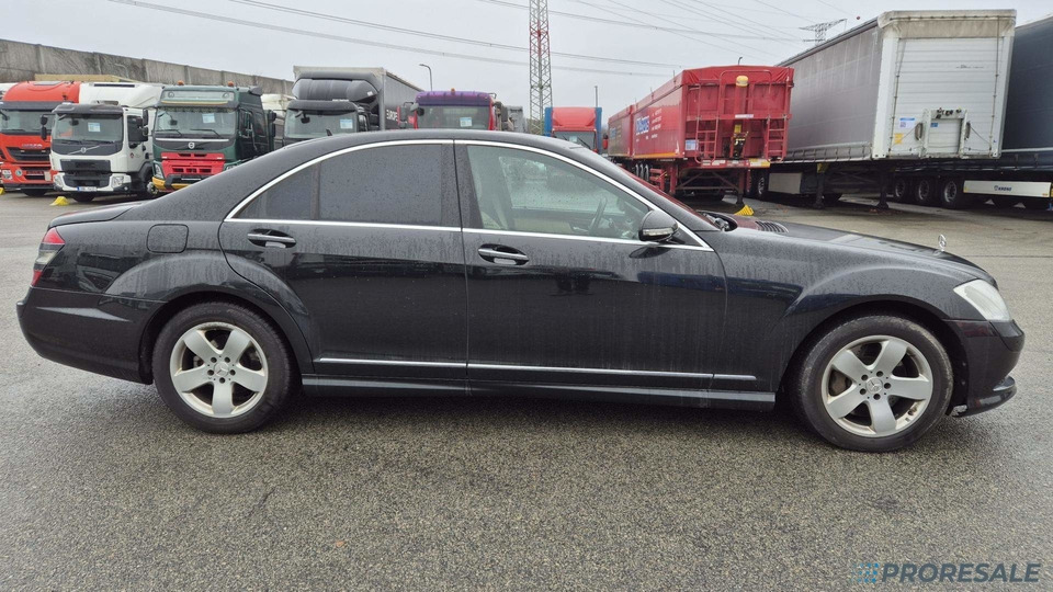 MERCEDES-BENZ S 320 CDI 4-MATIC 2987 cm3 173 kW - není možný odpočet DPH - سيارة: صورة 5 MERCEDES-BENZ S 320 CDI 4-MATIC 2987 cm3 173 kW - není možný odpočet DPH - سيارة: صورة 5