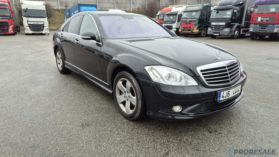 MERCEDES-BENZ S 320 CDI 4-MATIC 2987 cm3 173 kW - není možný odpočet DPH - سيارة: صورة 1 MERCEDES-BENZ S 320 CDI 4-MATIC 2987 cm3 173 kW - není možný odpočet DPH - سيارة: صورة 1