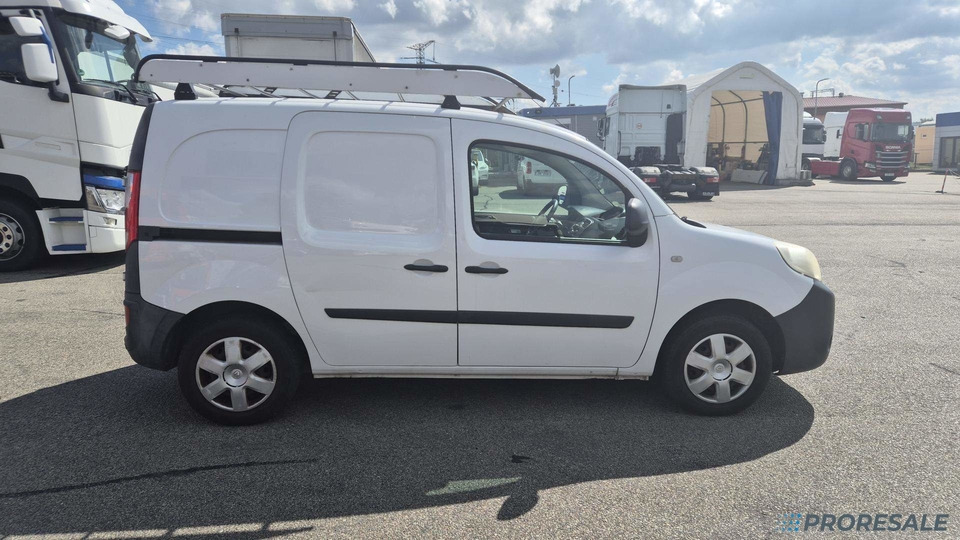 RENAULT KANGOO EXPRESS 1,5 dCi 55 kW - شاحنة مغلقة الصندوق: صورة 4 RENAULT KANGOO EXPRESS 1,5 dCi 55 kW - شاحنة مغلقة الصندوق: صورة 4