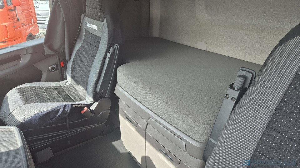 SCANIA S500 N323 NGS TOP LINE LOW DECK EURO 6 - وحدة جر: صورة 5 SCANIA S500 N323 NGS TOP LINE LOW DECK EURO 6 - وحدة جر: صورة 5