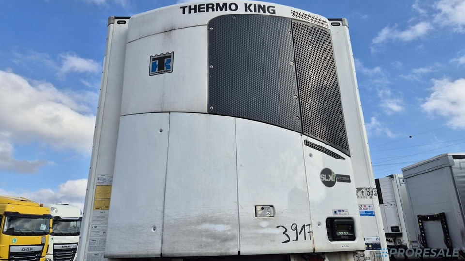 SCHMITZ CARGOBULL SKO 24/L - 13.4 FP60 COOL - mrazírenský - MULTITEMP + dvojitá podlaha + dělící stěna + agregát THERMO KING SLXi SPECTRUM - نصف مقطورة مُبرِّدة: صورة 4 SCHMITZ CARGOBULL SKO 24/L - 13.4 FP60 COOL - mrazírenský - MULTITEMP + dvojitá podlaha + dělící stěna + agregát THERMO KING SLXi SPECTRUM - نصف مقطورة مُبرِّدة: صورة 4