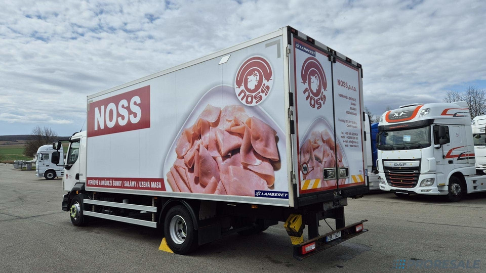 VOLVO FL 250 BB EURO 6 - mrazírna + CARRIER XARIOS 600 EL MAXI - شاحنة الفريزر: صورة 4 VOLVO FL 250 BB EURO 6 - mrazírna + CARRIER XARIOS 600 EL MAXI - شاحنة الفريزر: صورة 4