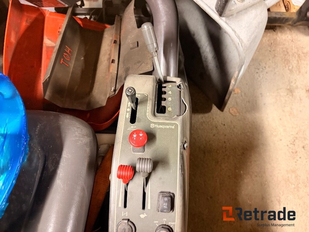 جزازة أعشاب الحدائق 2 stk Husqvarna P524 repobjekter: صورة 14