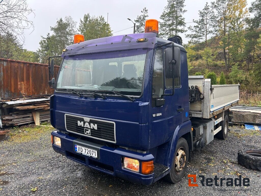 2000 Tippbil med kran og plan MAN 12.224LC. EU-Godkjent - شاحنة قلاب, شاحنة كرين: صورة 1 2000 Tippbil med kran og plan MAN 12.224LC. EU-Godkjent - شاحنة قلاب, شاحنة كرين: صورة 1