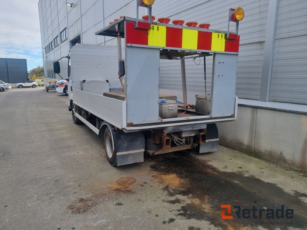 2003 lastebil RENAULT 180.08 (Rep objekt) - شاحنات مسطحة: صورة 2 2003 lastebil RENAULT 180.08 (Rep objekt) - شاحنات مسطحة: صورة 2