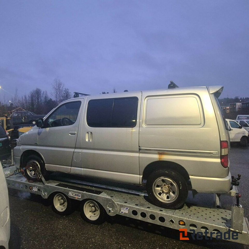 2009mod. TOYOTA HIACE 4WD D4d 4wd - سيارة: صورة 3 2009mod. TOYOTA HIACE 4WD D4d 4wd - سيارة: صورة 3