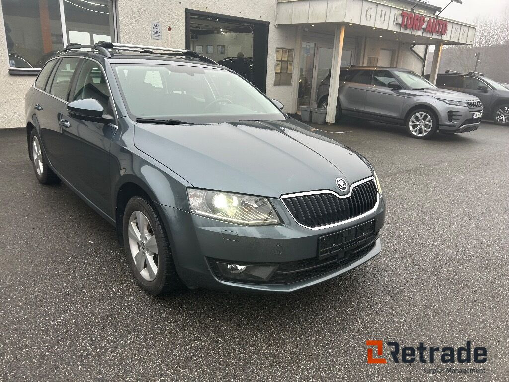 2016 Personbil SKODA OCTAVIA 1.8 TSI 180 hk 4x4 Style 6DSG EU-Godkjent - سيارة: صورة 3 2016 Personbil SKODA OCTAVIA 1.8 TSI 180 hk 4x4 Style 6DSG EU-Godkjent - سيارة: صورة 3