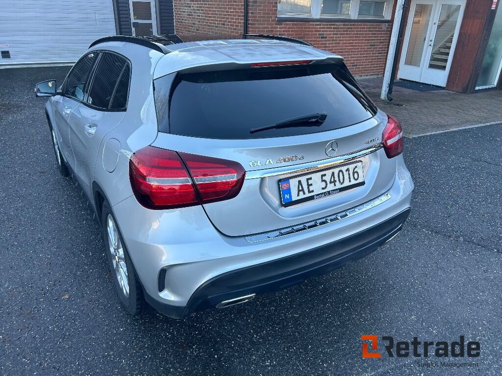 2017 Personbil MERCEDES-BENZ GLA 200 d 4MATIC EU-Godkjent - سيارة: صورة 4 2017 Personbil MERCEDES-BENZ GLA 200 d 4MATIC EU-Godkjent - سيارة: صورة 4